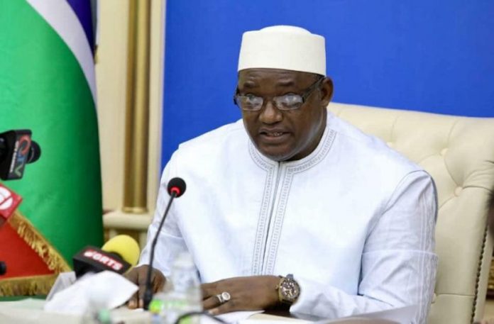 Gambie : Le président Adama Barrow promulgue la loi sur l’accès à l’information
