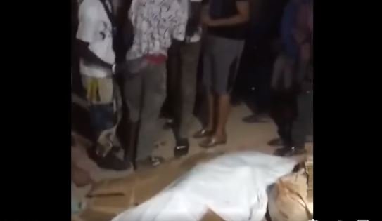Poignardé à mort à Ouest-foire : La vidéo d’une crime odieux