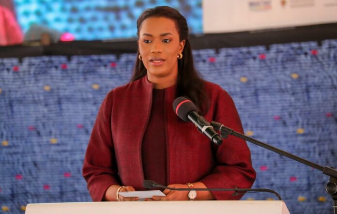 la première dame Absa Faye