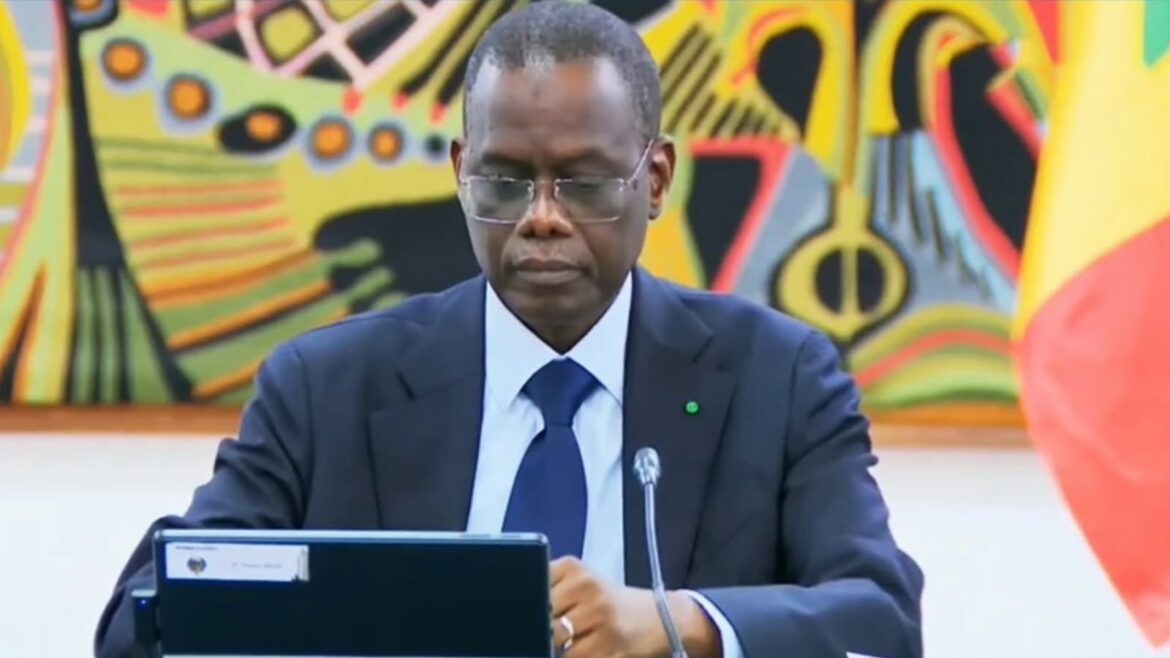 Foncier : Le Premier ministre engage le dégel pour sauver le secteur du BTP
