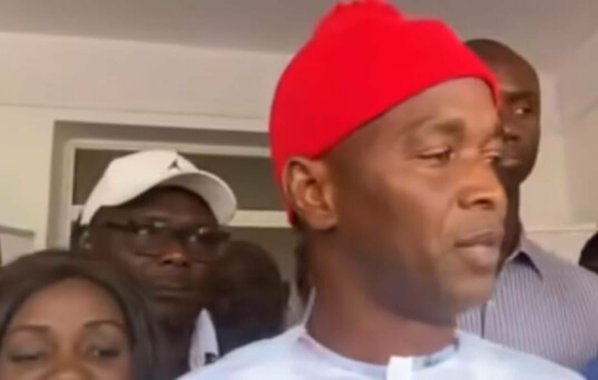 La tension monte d'un cran à Bissau. Dans une vidéo explosive, le leader du Parti du renouveau social (PRS), Fernando Dias da Costa, a brisé le silence. Il pointe du doigt la hiérarchie militaire, dénonce la cabale judiciaire contre Domingos Simões Pereira et fustige l’inaction décevante de la CEDEAO.