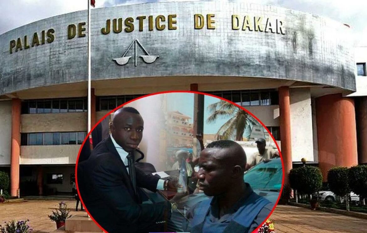 Le Tribunal correctionnel de Dakar a rendu ce mercredi son jugement dans l’affaire opposant l’État à Jérôme Badiaky, alias « Sniper », et Sakory Ka. Selon nos informations, le juge a relaxé les prévenus des délits de trafic illicite d’armes, d'usurpation de fonctions publiques civiles ou militaires, d'escroquerie portant sur des avantages de l’État, ainsi que de manœuvres et actes de nature à compromettre la sécurité publique. En revanche, Jérôme Badiaky et le frère de l’ancien ministre Doudou Ka ont été déclarés coupables de détention d’armes sans autorisation administrative. Ils ont écopé chacun de six mois de prison ferme.