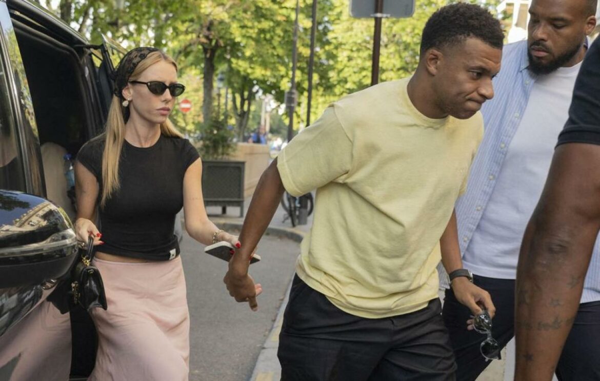 Au cœur de nombreuses rumeurs depuis plusieurs mois en raison de sa relation avec Kylian Mbappé, Ester Expósito est sortie du silence. L'actrice espagnole de 26 ans a dénoncé la diffusion de fausses informations et de propos diffamatoires sur les réseaux sociaux, annonçant son intention d'engager des poursuites judiciaires contre leurs auteurs.