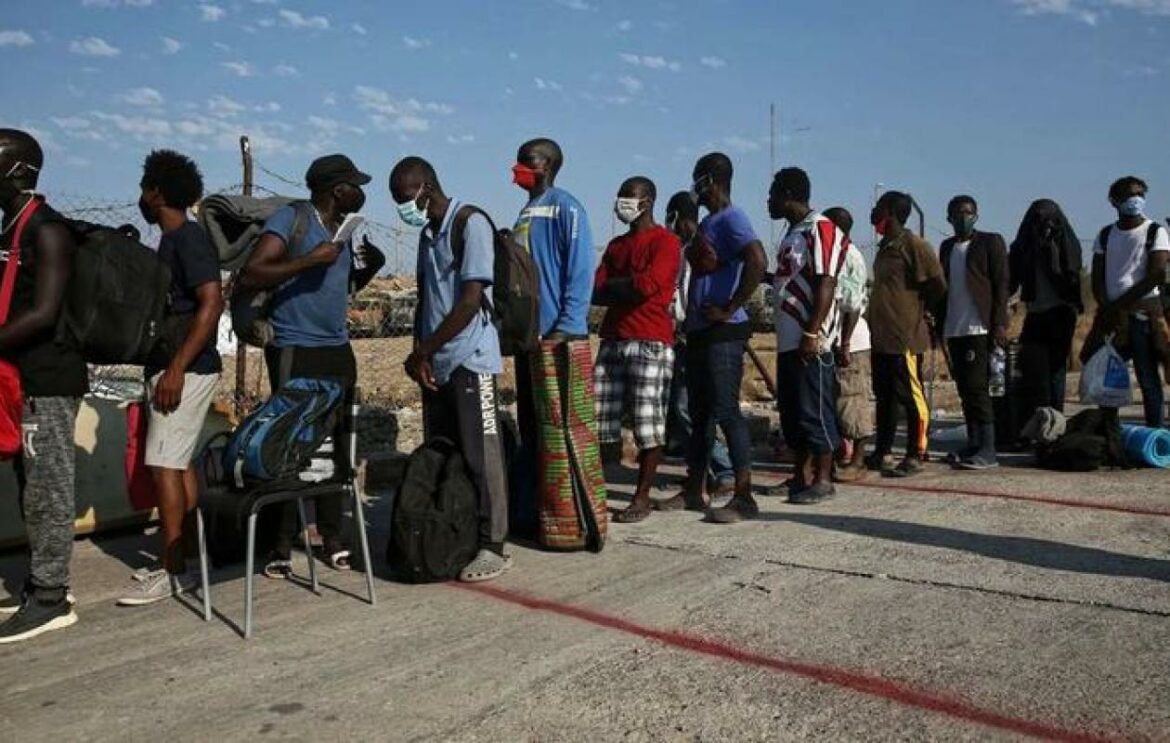 Un premier convoi de 120 Sénégalais quittera le Maroc ce vendredi 4 septembre 2026 pour regagner le Sénégal par voie terrestre. Ces ressortissants font partie des migrants secourus ou interceptés en mer par la Marine royale marocaine, dans le cadre des opérations de rapatriement volontaire.