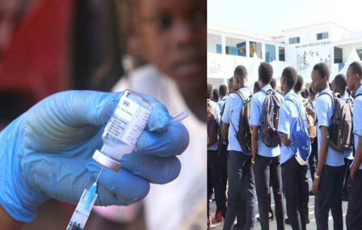 À deux jours de la rentrée scolaire prévue le 12 octobre 2026, le Sénégal fait face à une situation sanitaire préoccupante. Selon les données communiquées pour la semaine épidémiologique du 21 au 27 septembre, le pays compte 812 cas suspects de diphtérie, dont 161 confirmés, et 11 décès recensés sur la période épidémiologique mentionnée par les autorités sanitaires. L’épidémie touche 43 districts répartis dans 12 régions. Alors que des millions d’élèves s’apprêtent à retrouver le chemin de l’école, établissements, parents et services sanitaires sont appelés à redoubler de vigilance. Entre mesures préventives, inquiétudes familiales et renforcement de la surveillance, la rentrée scolaire se prépare dans un contexte sanitaire sensible.
