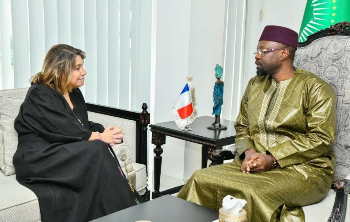 Audiences avec les ambassadeurs de France, d’Iran et de Chine